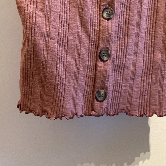 Top - Picture 3 of 4